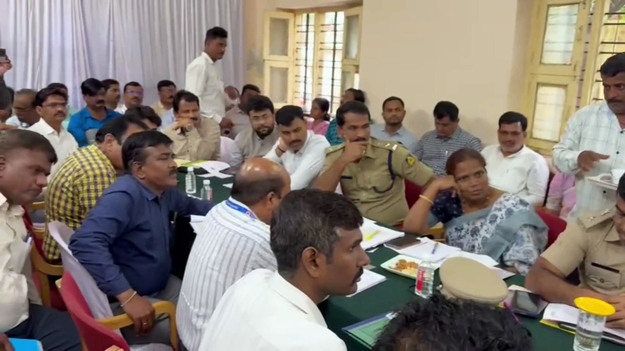 ನೆರೆ ಪರಿಸ್ಥಿತಿ ನಿರ್ವಹಣೆ ಕುರಿತು ನಾಯಕರು, ಅಧಿಕಾರಿಗಳ ಜೊತೆ ಚರ್ಚಿಸಿದ ಕೃಷ್ಣ ಬೈರೇಗೌಡ