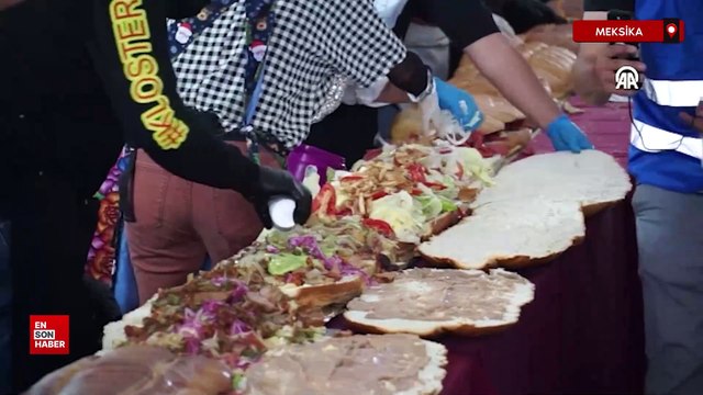 Meksika’da 76 metrelik Torta sandviçi ile yeni dünya rekoru kırıldı