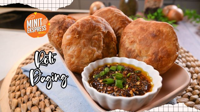 Roti Daging Makan Panas-Panas Confirm Tak Cukup Satu