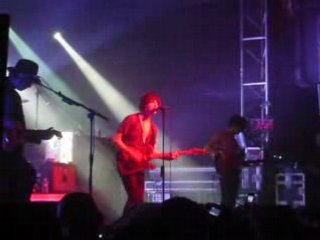 The Kooks You dont love me Live
