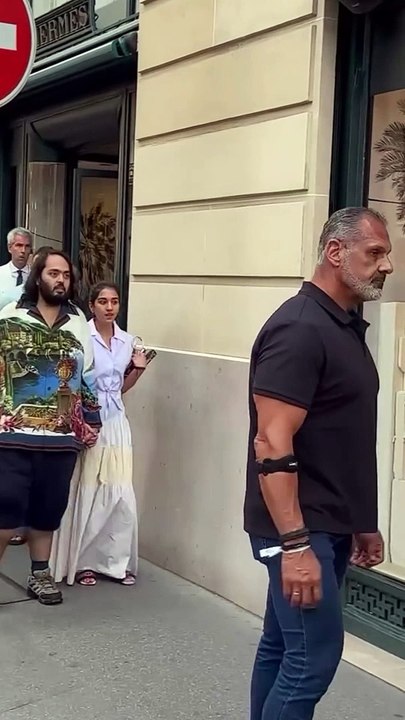 Newly weds Anant and Radhika in Paris Olympics ✨  #AnantRadhikaCelebration #ARWeddingCelebrations #AnantRadhikaWedding #anantandradhika #anantambaniwedding #anantwedsradhika #AnantRadhika #radhikamerchant #anantambaniradhikamerchantwedding #AnantRadhikaWe