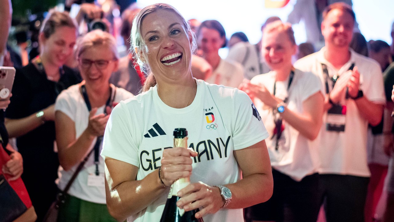 Emotionale Szenen und 'Angie-Rufe': Auch Becker feiert Kerbers Karriere