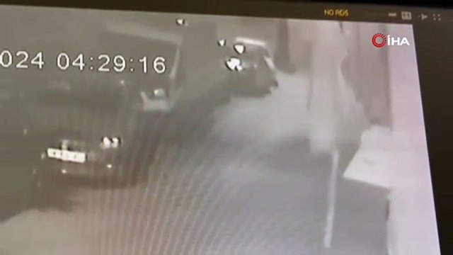 Önce evi soydu, sonra marketi...Önce kamera sonra polise yakalandı