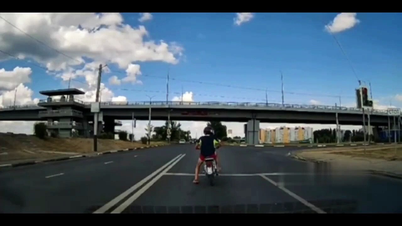 Quand tu ne maitrises pas du tout ta moto