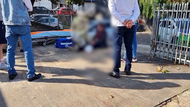 Idosa sofre queda em calçada na Rua São Paulo e é socorrida pelo Siate