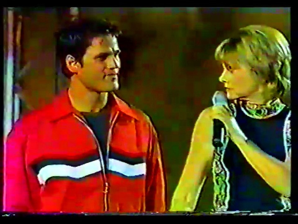JON STEVENS & OLIVIA NEWTON-JOHN (Grease Spectacular) - You're The One That I Want (Super League Grand Final 1997)