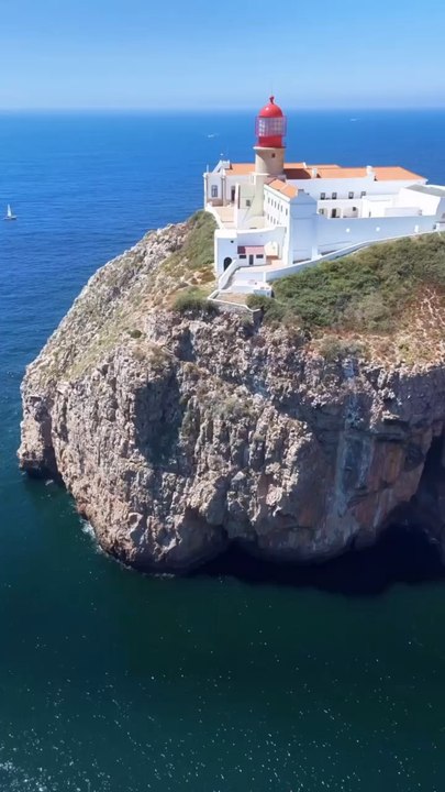 LA MAGNIFIQUE falaise de Sagres au Portugal