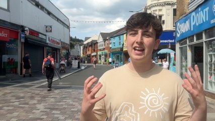 Is AI Funny or Foolish? Pontypridd's Take 🤖