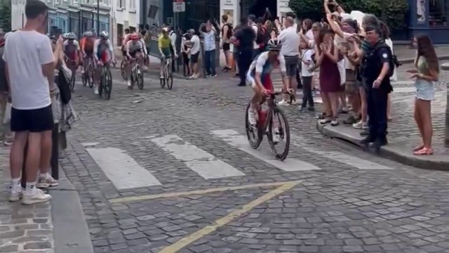 Cyclisme - Paris 2024 - La reconnaissance du parcours de la course en ligne des JO 2024 pour les coureurs