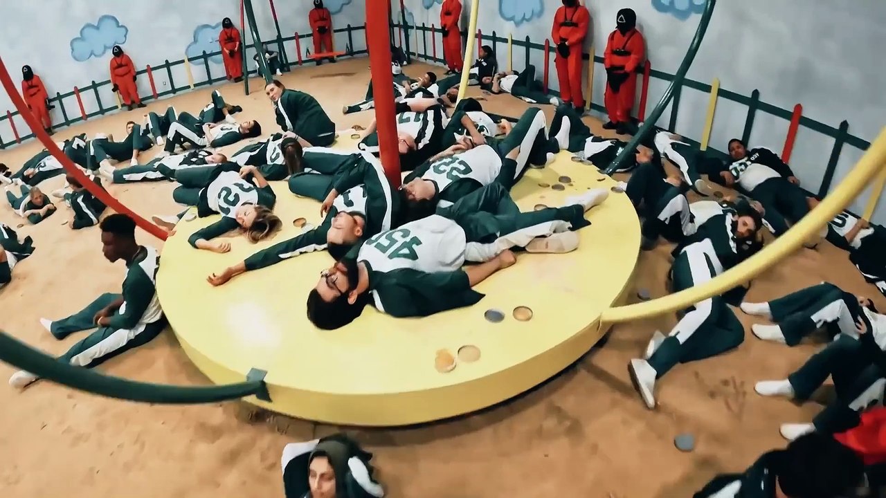 456,000 Squid Game In Real Life