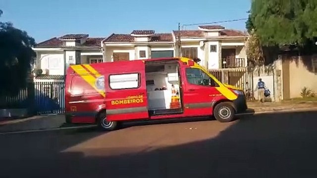 Idosa é socorrida pelo Siate após sofrer queda no 14 de Novembro