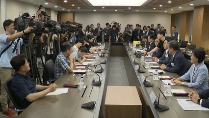 김병환, 소상공인 만나 "추가 지원 방안 협의" / YTN