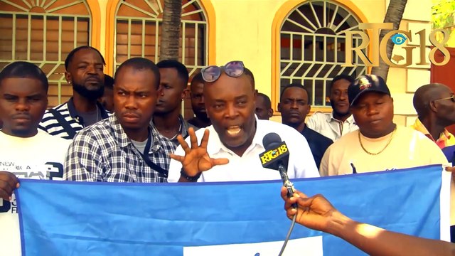 Responsab yo nan sendika ministè enteryè mande leta peye yo lajan plis pase 6 mwa depi yo pa touche.