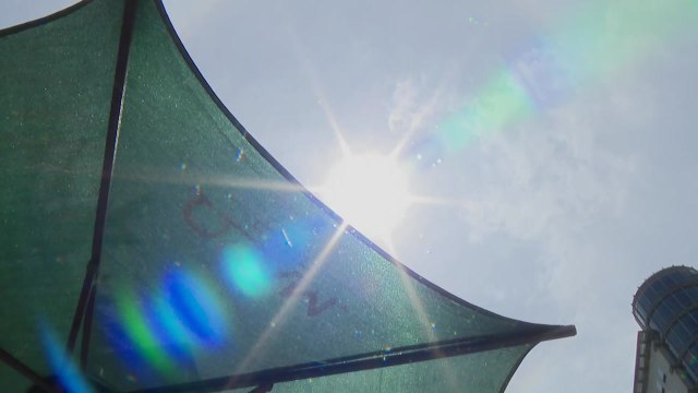 [날씨] 서울 12일째 열대야, 체감 30.6℃...한낮엔 '찜통' 속 비·소나기 / YTN