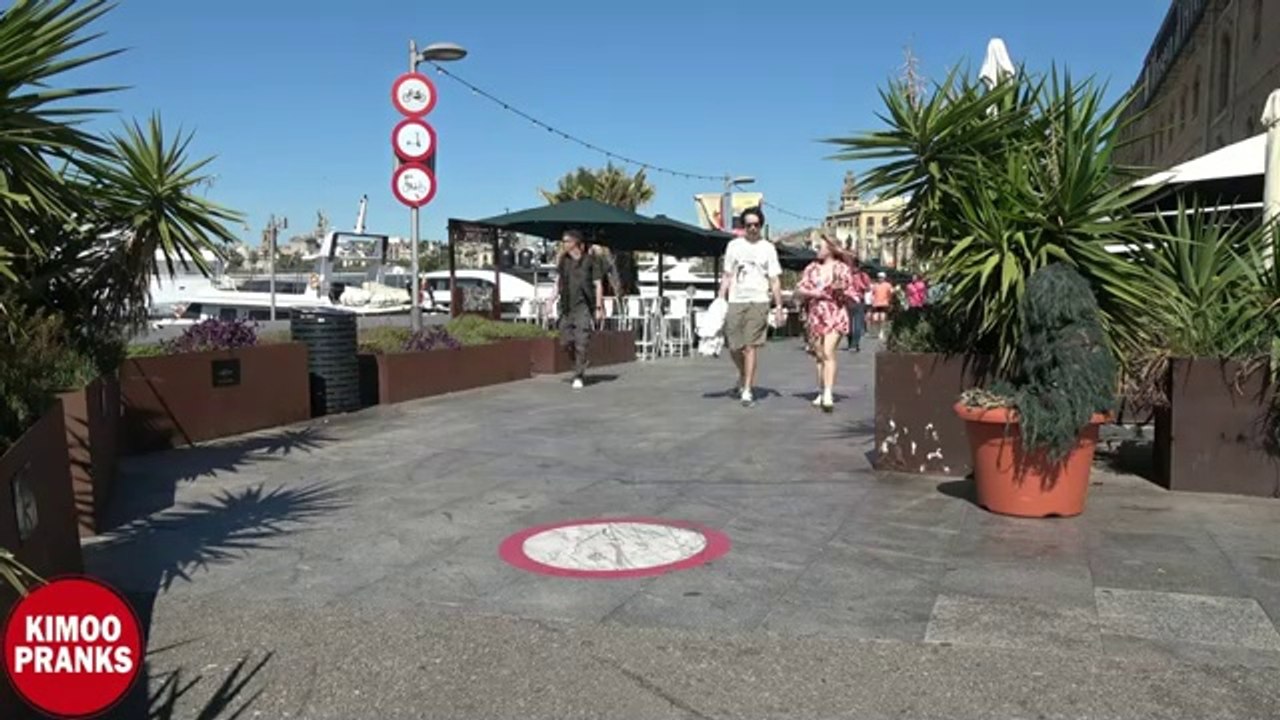 Bushman Got Pepper Spray after scaring a phsyco man |Prank