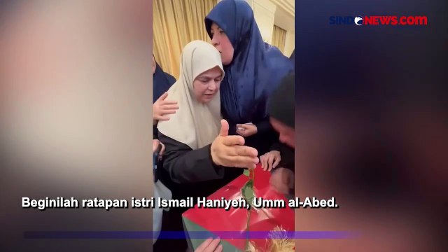 Ratapan Istri Pemimpin Hamas Ismail Haniyeh Menangis di Depan Peti Mati