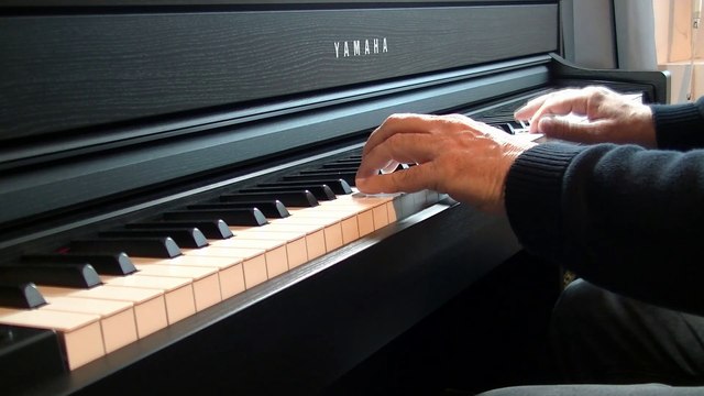 Sting _ Englishman In New York - Piano Cover