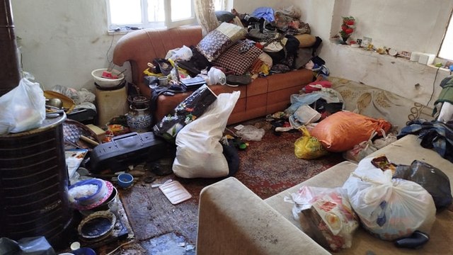 Ekipler özel izinle girdi, evin içi dehşete düşürdü