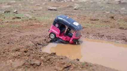 Tata Truuck & CNG Accident ।  JCB is Pulling #SeeToys