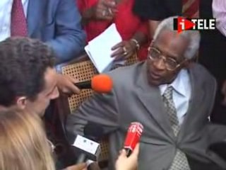 la mort de l'anti colonialiste Aimé Césaire