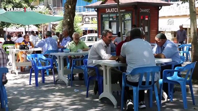 Gurbetçiler her yıl memleket hasretiyle nüfusu 3'e katlayarak Elazığ'a geliyorlar: Toprağımı seviyorum, ileride dönmeyi düşünüyorum