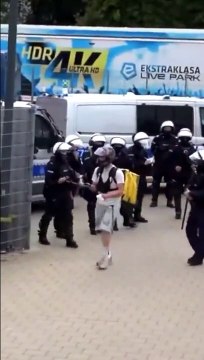 Les manifestants aussi ont droit de commander des pizzas