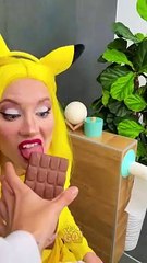 MAKE THE MAGIC CHOCOLATE BALL #123go #hacks #food #funny