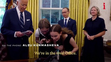 Freed American prisoners of a historic prisoner swap with Russia speak to their loved ones over the phone from the Oval Office ahead of their arrival in the U.S