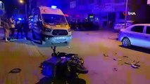 Otomobil ile motosiklet kafa kafaya çarpıştı!