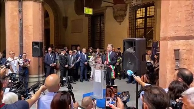 Video: Strage alla stazione di Bologna, il sindaco e il presidente dell'associazione delle vittime