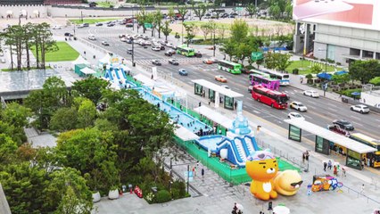 [기업] '라이언 워터 슬라이드'가 도심에...카카오, 서울썸머비치 참여 / YTN