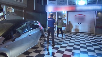 Silivri'de oto galeride patlama