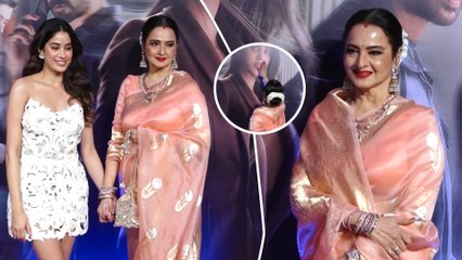 Ulajh की Screening पर Actress Rekha का दिखा निराला अंदाज़, Janhvi की फोटो पर बरसाया जमकर प्यार