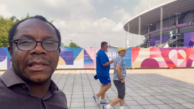 Merci aux policiers qui ont vérifié leurs compétences sur moi ce matin. Sur tous les journalistes présents, j’ai été le seul choisi au hasard quoi pour un contrôle approfondi de mes accréditions. #ParisOlympics2024 #Paris2024 #ParisOlympics