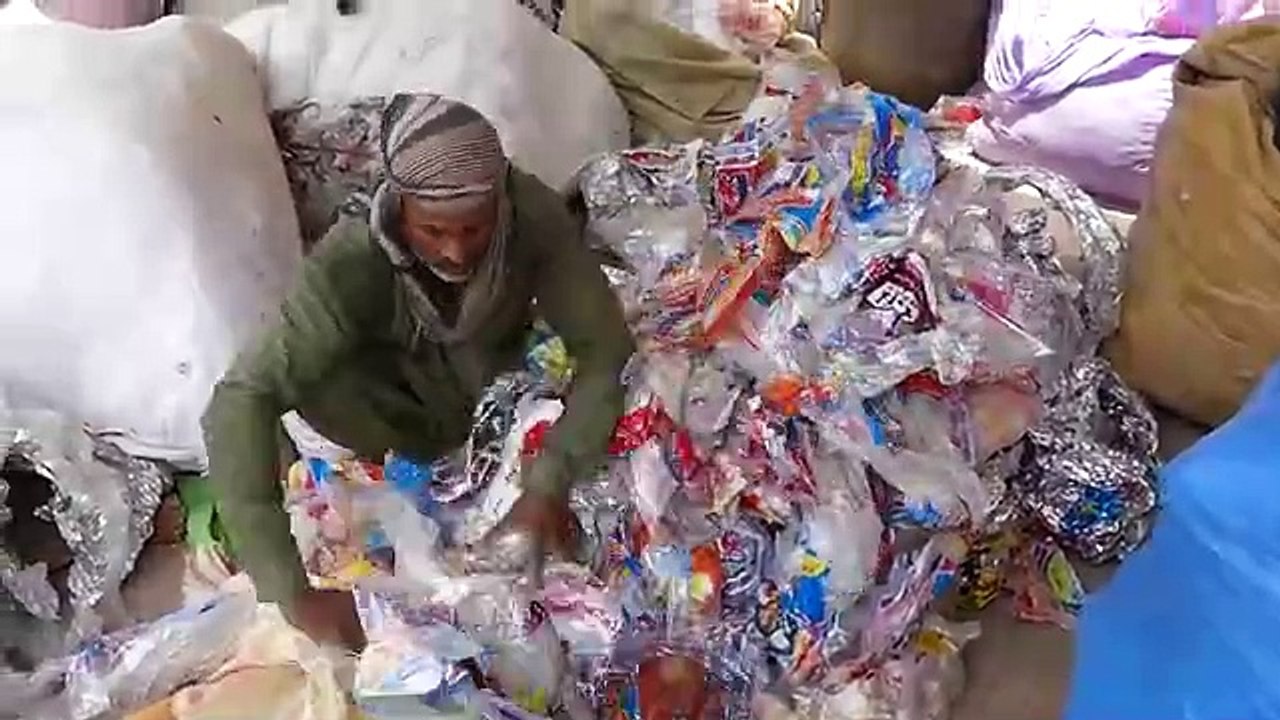 अद्भुत कौशल वाला प्लास्टिक धागा