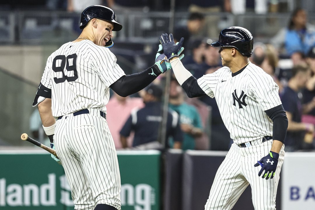 Yankees and Phillies Vie for Top MLB Seeds in 2024