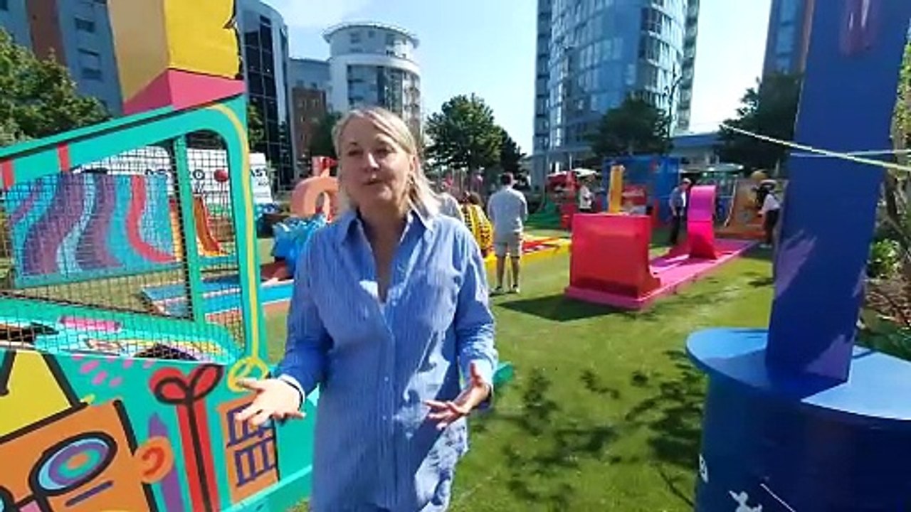 ‘Art & Putt’ mini golf pop-up at Gunwharf Quays is now open