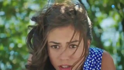 Download Video: CON OLOR A FRESAS ❤️ DEMET OZDEMIR - YA DISPONIBLE, AQUÍ.