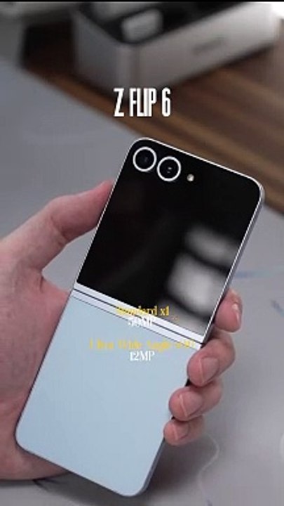 iPhone 15 Pro VS Z Flip6