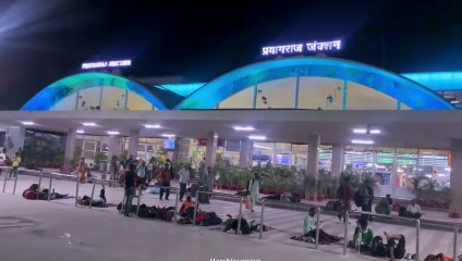 Prayagraj To New Delhi Train Journey | HarshJourneys