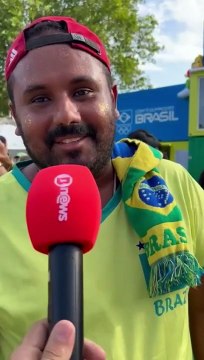 Direto de Paris: Torcedores do Bahia dão show de carisma nas Olimpíadas: O Bahia é o mundo ; assista