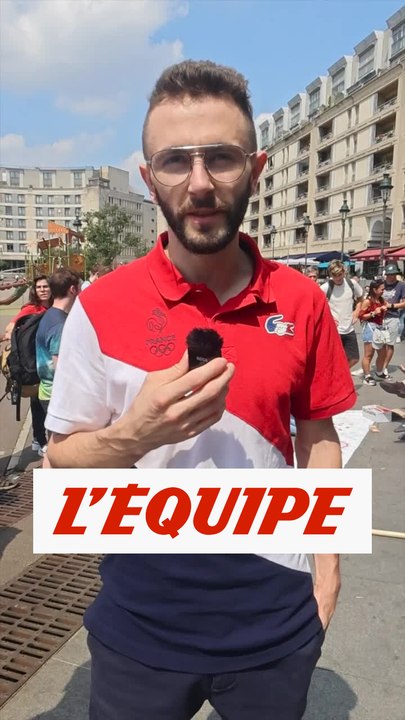 On a fait la surprise à l'arrivée de la délégation française - Escalade - JO 2024