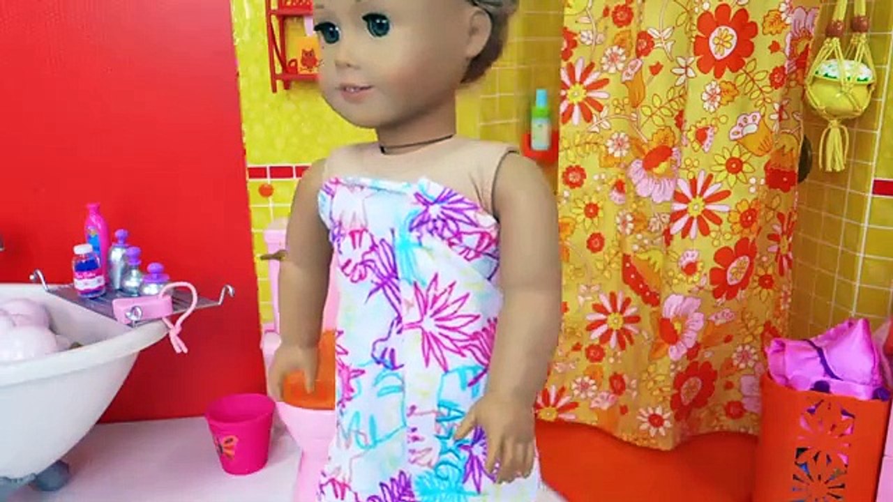 Baby_Doll_Morning_Routine_in_Bedroom_with_Bunk_Beds!_Play_Toys(360p ...