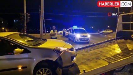 Diyarbakır'da 3 aracın karıştığı zincirleme kazada 7 kişi yaralandı