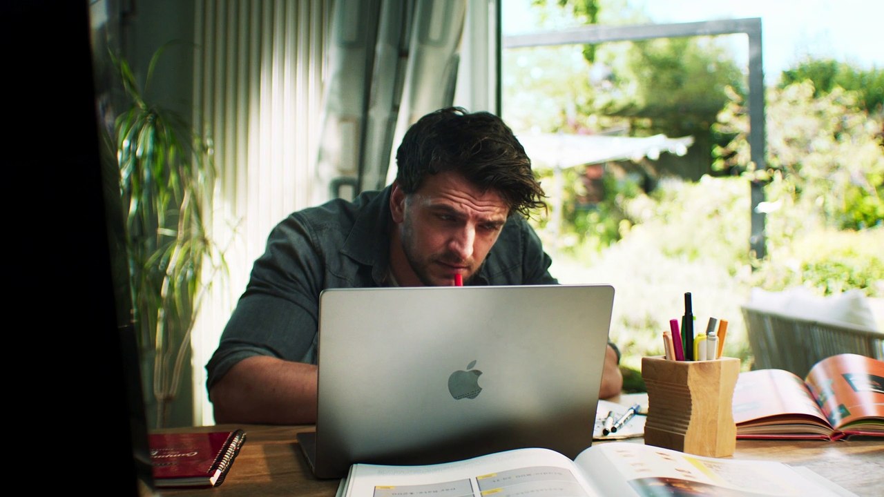 Spotify Spec Advert - Support Real Artists
