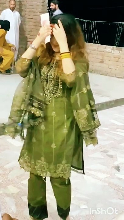 بہت پیاری ڈانس