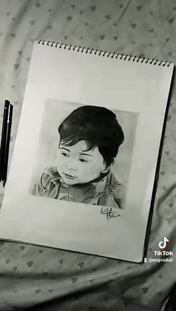 ⁣Baby sketching