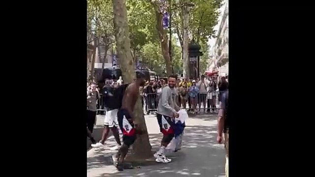 Stephen Curry insane hits 3 trick shots in a row at Team USA practice
