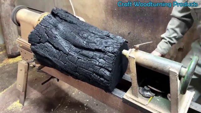 Amazing Craft Woodturning Products - Recycling From A Burnt Wood To Stunning Design With Lathe