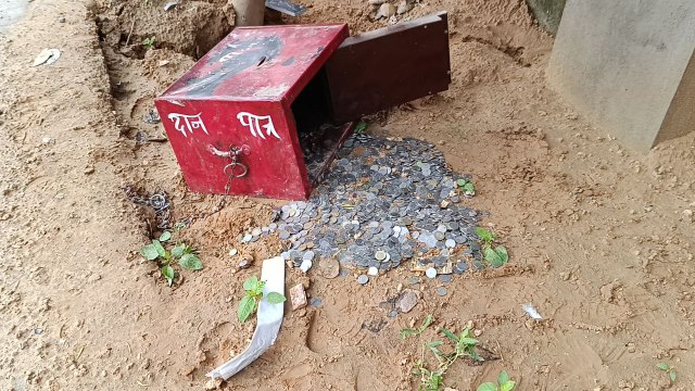 मंदिर के दानपात्र का ताला तोड़कर नकदी चुरा ले गए चोर